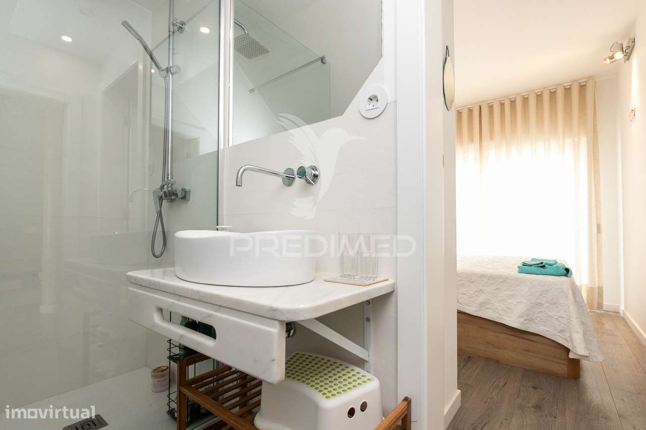 Casa térrea de características impares no centro de VRSA - Grande imagem: 5/40