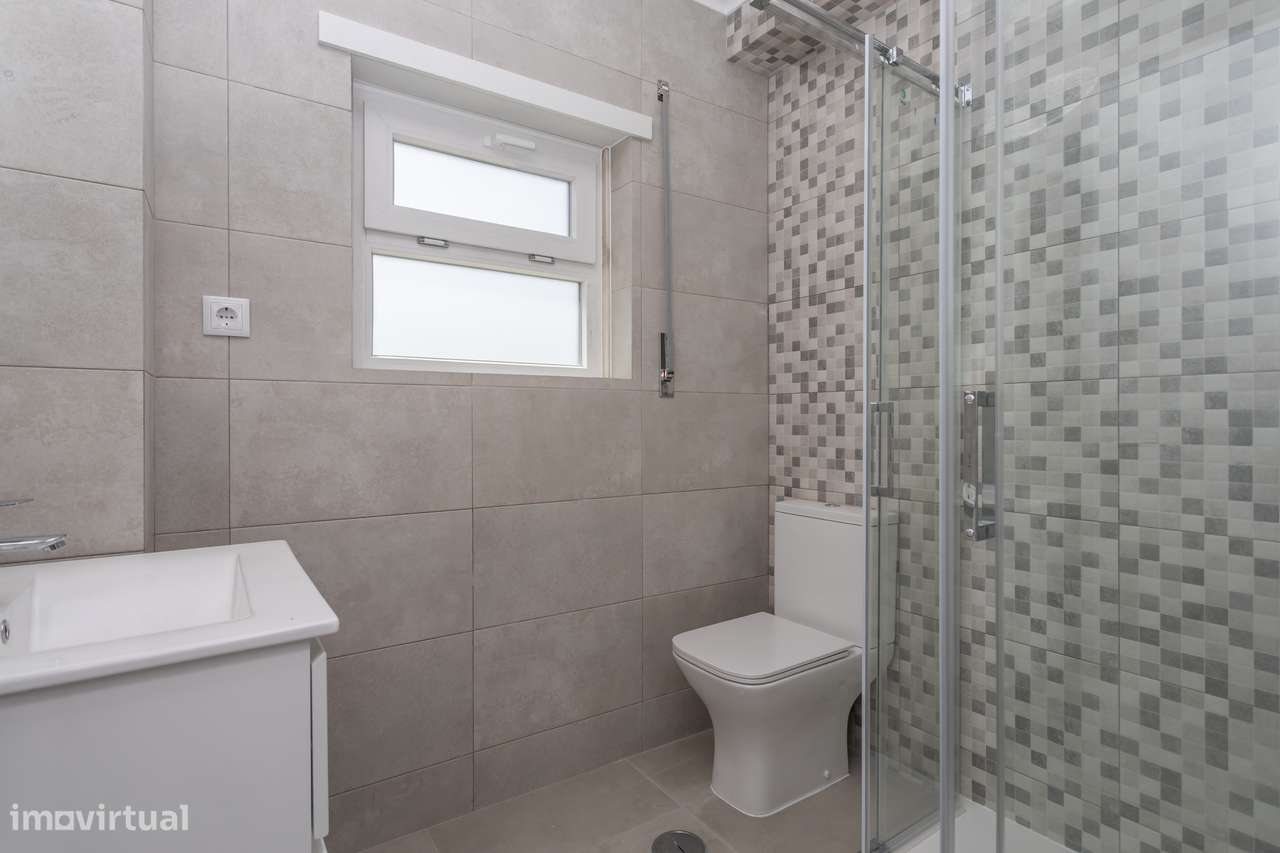 APARTAMENTO T3  REMODELADO CASAL DO MARCO-15