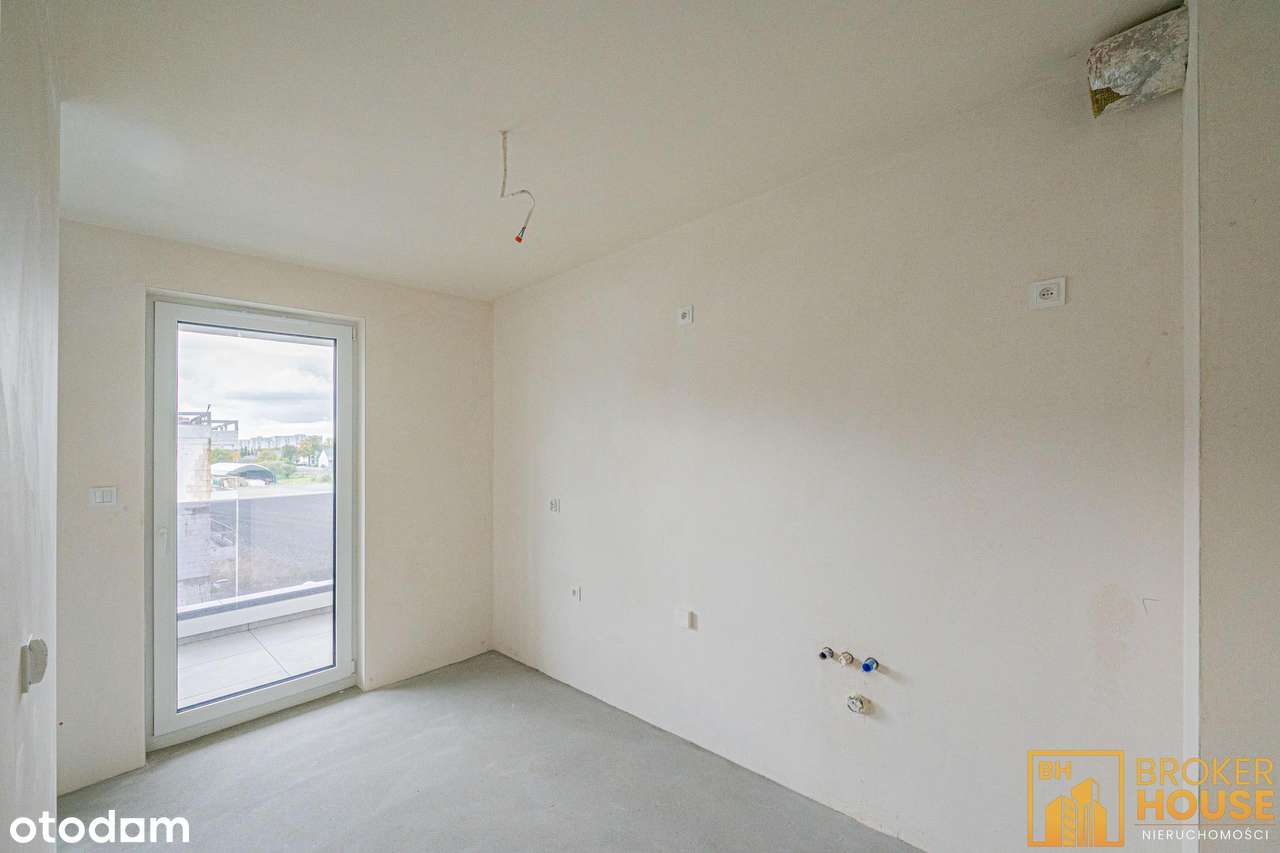 DOSKONAŁA LOKALIZACJA MIESZKANIE Z DUŻYM TARASEM-4
