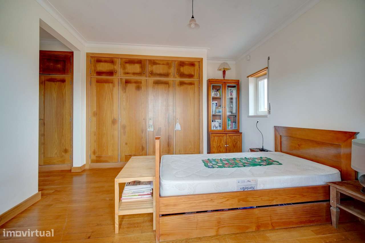 Herdade com 13.360m2 no Bombarral-15