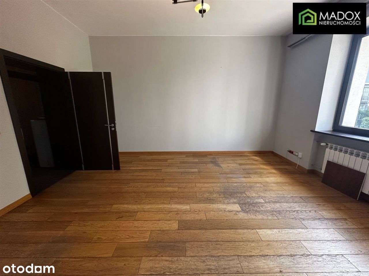 Lokal w Centrum z parkingiem; - Pełny obrazek: 2/11