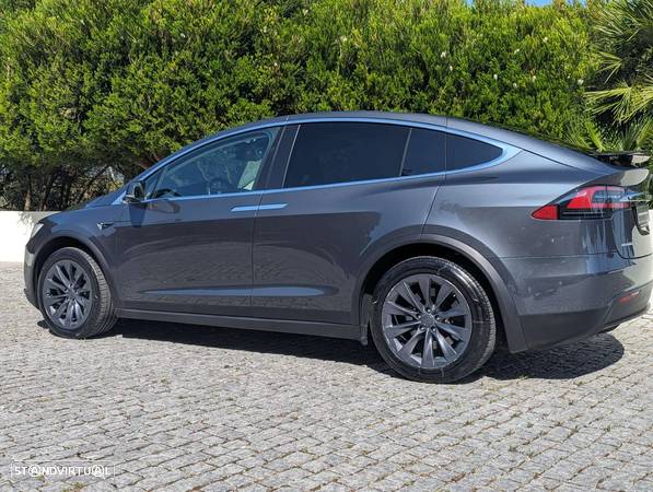 Tesla Model X 100D - 3