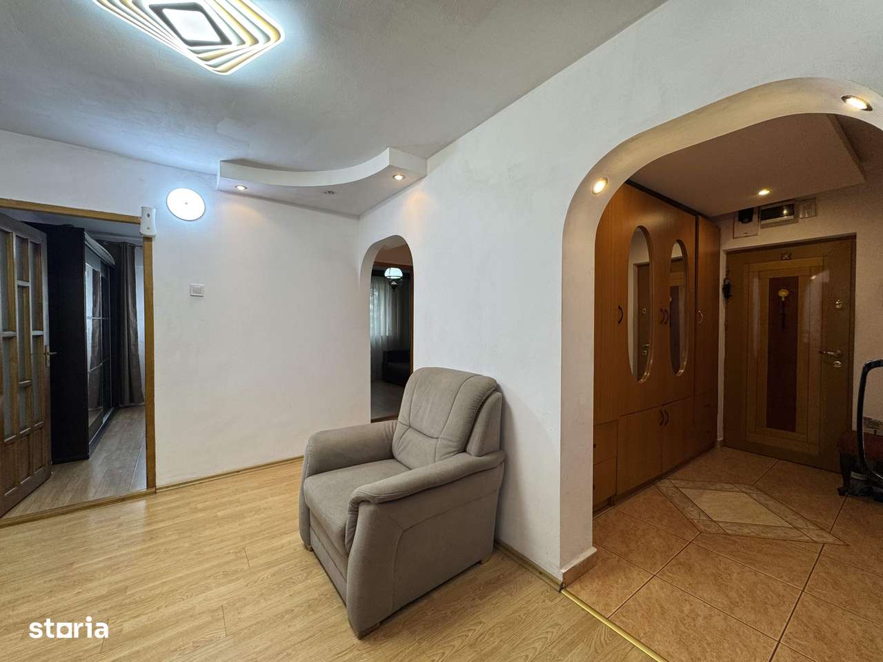 5 cam. etaj 1, 96 mp, decomandat, renovat, zona Zahana-16