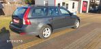 Volvo V50 - 3