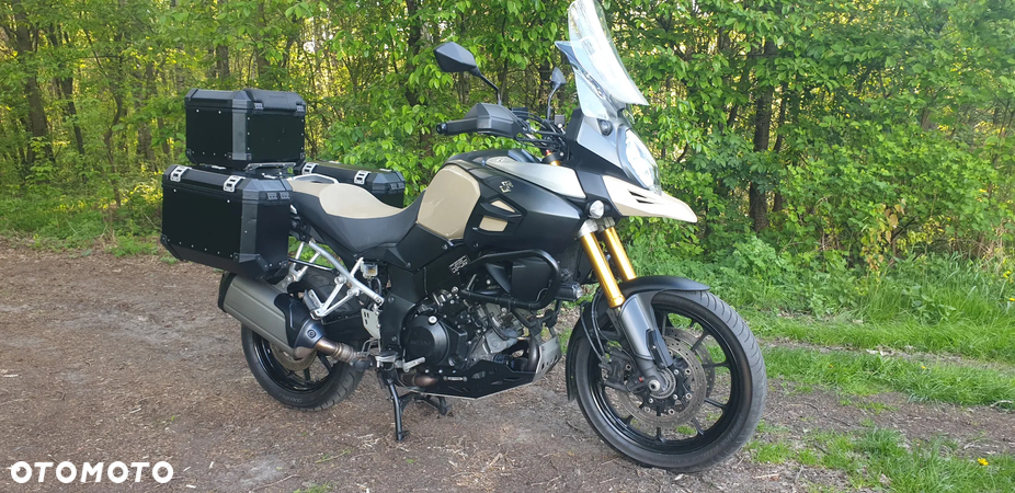 Suzuki V-STROM - 2