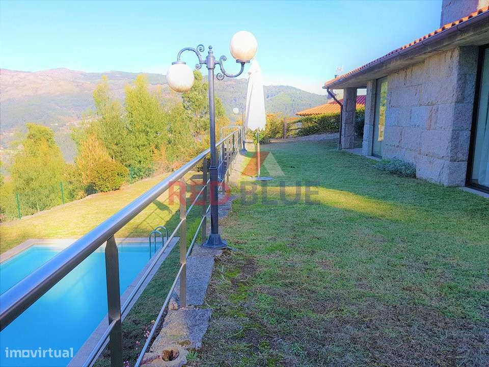 MORADIA T3+1, COM PISCINA, BARRAGEM DA CANIÇADA, GERÊS-13