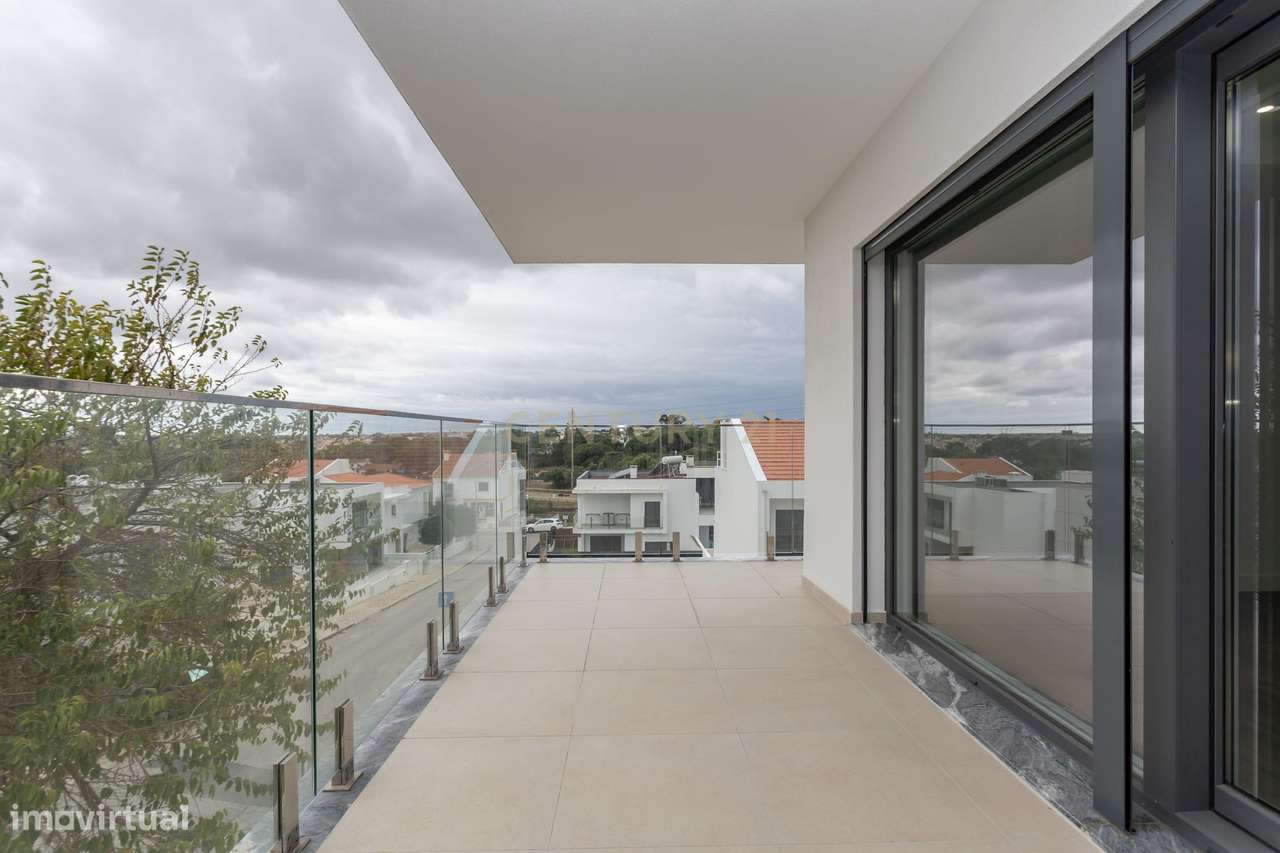 T3 de Luxo | 2.º Andar Direito | Varanda em L | Quinta do Desembargado-43