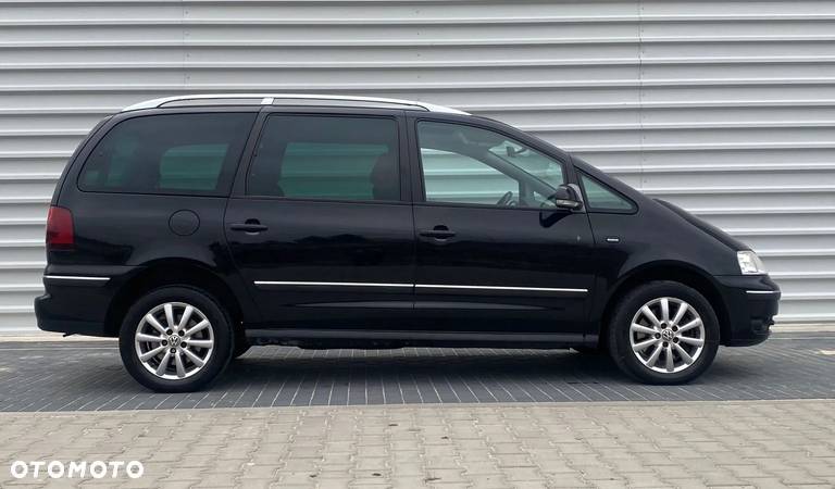 Volkswagen Sharan 1.8T Highline - 3