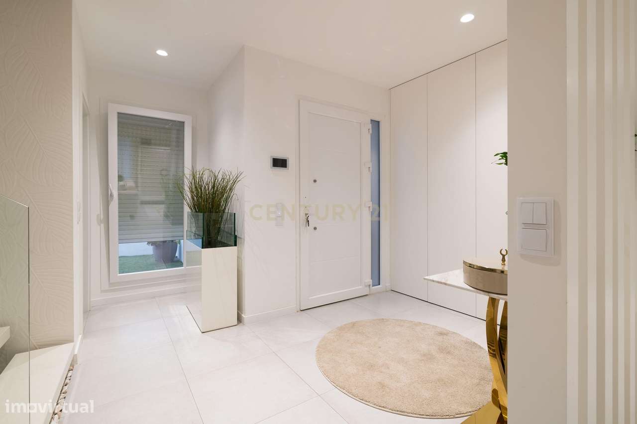 Moderna Moradia T3 em Caneças com Piscina - Grande imagem: 4/53