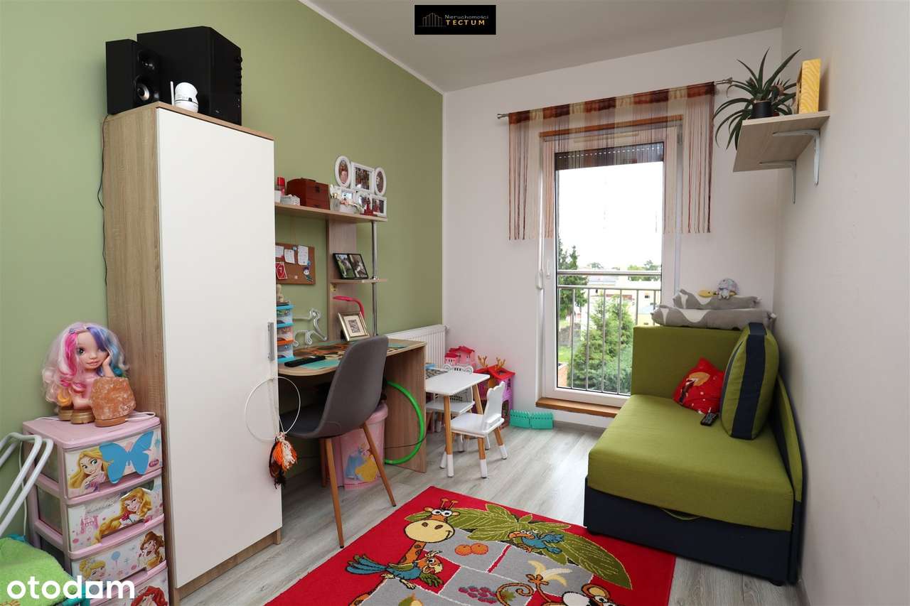 3-POKOJOWE BEZCZYNSZOWE MIESZKANIE Z GARAŻEM NA SPRZEDAŻ W ROGOŹNIE-7