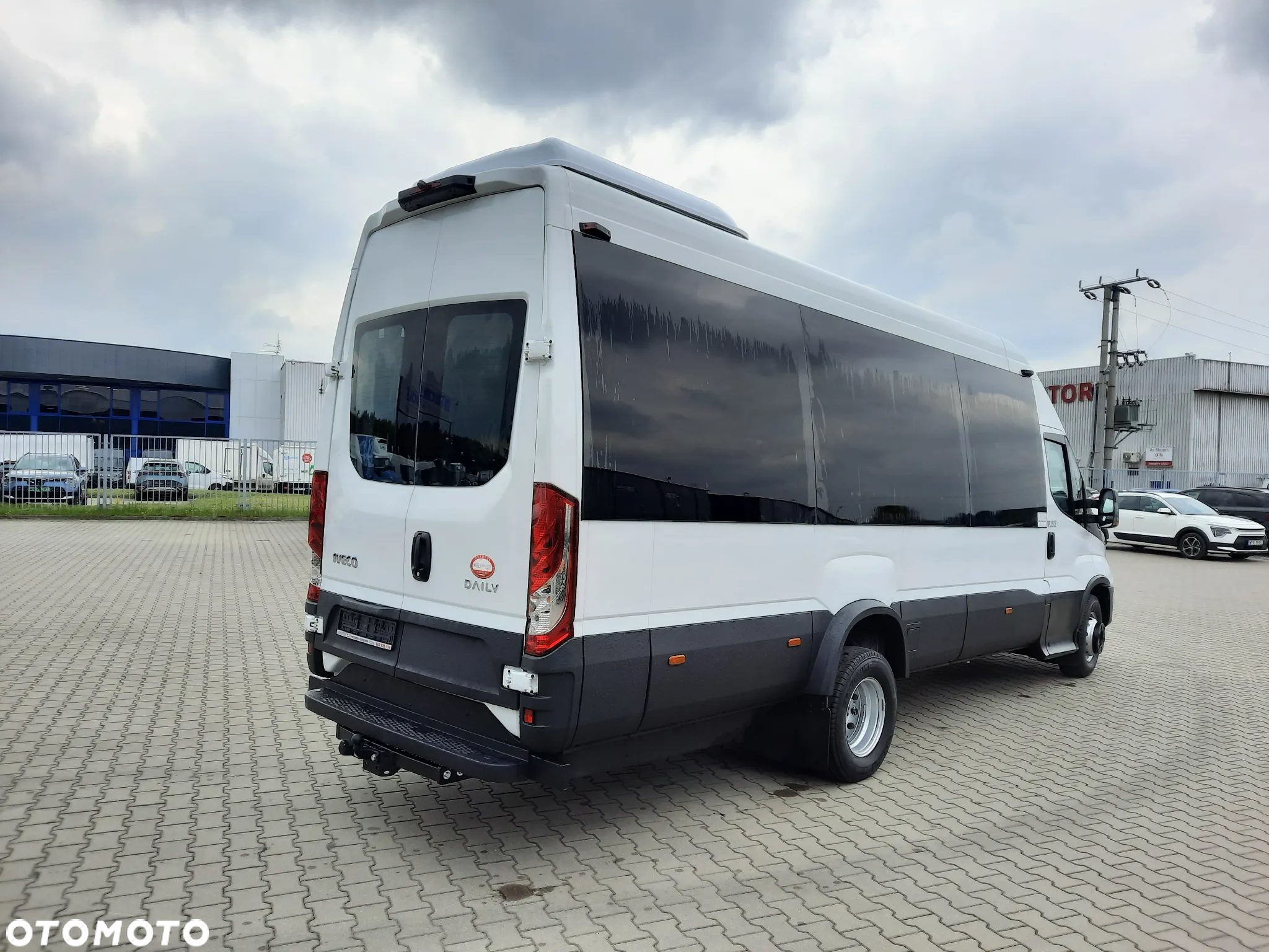 Iveco Minibus 24 osobowy - 18