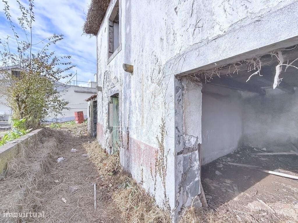 Propriedade no Arco da Calheta para recuperar-18