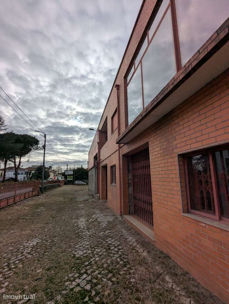 Armazém + Terreno p/ Indústria - Grande imagem: 5/38