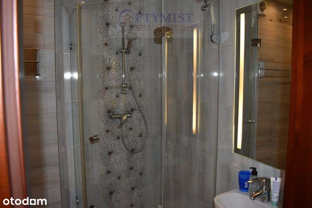 Czteropokojowe z 2 balkonami w centrum Gocławia-10