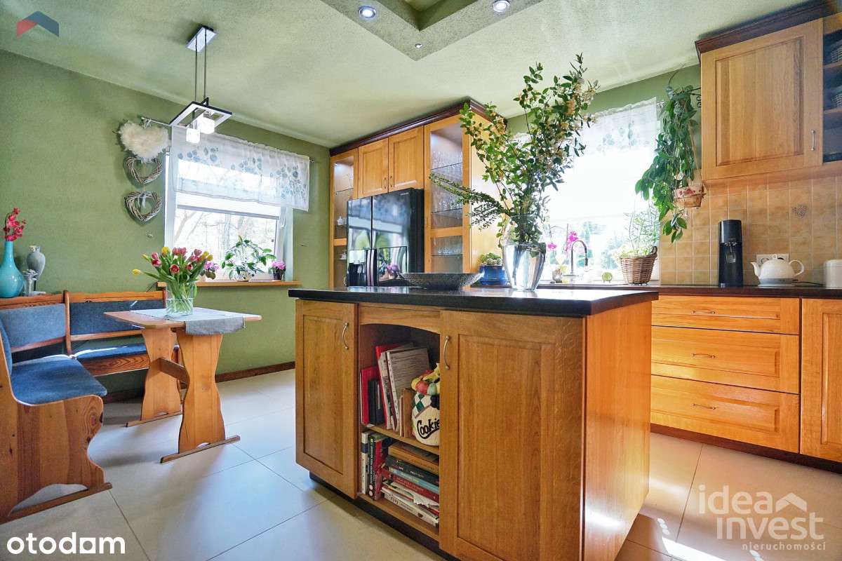 Duży dom z pięknym ogrodem w urokliwej wsi-5