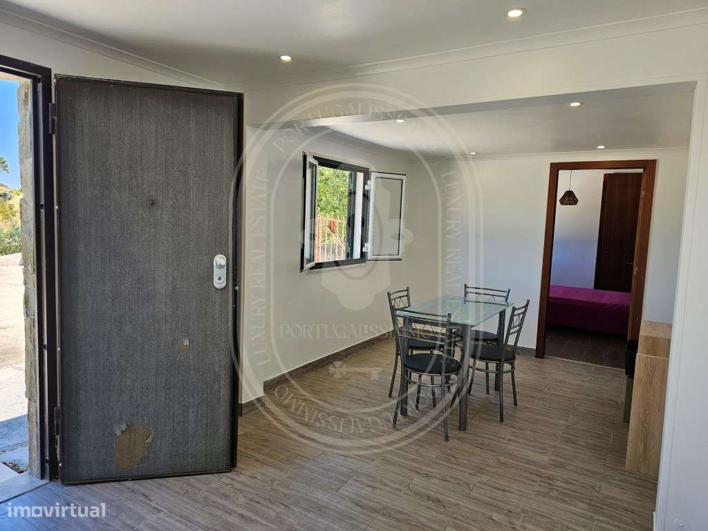 Agradável moradia térrea com vista desafogada Obras estruturais nec... - Grande imagem: 4/45