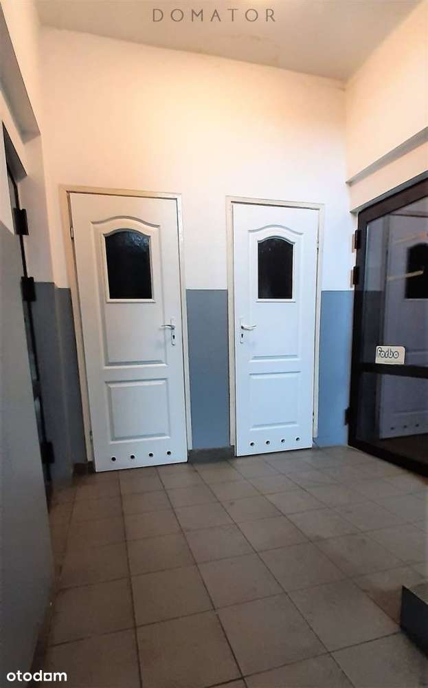 Biurowiec z parkingiem pod inwestycję-9