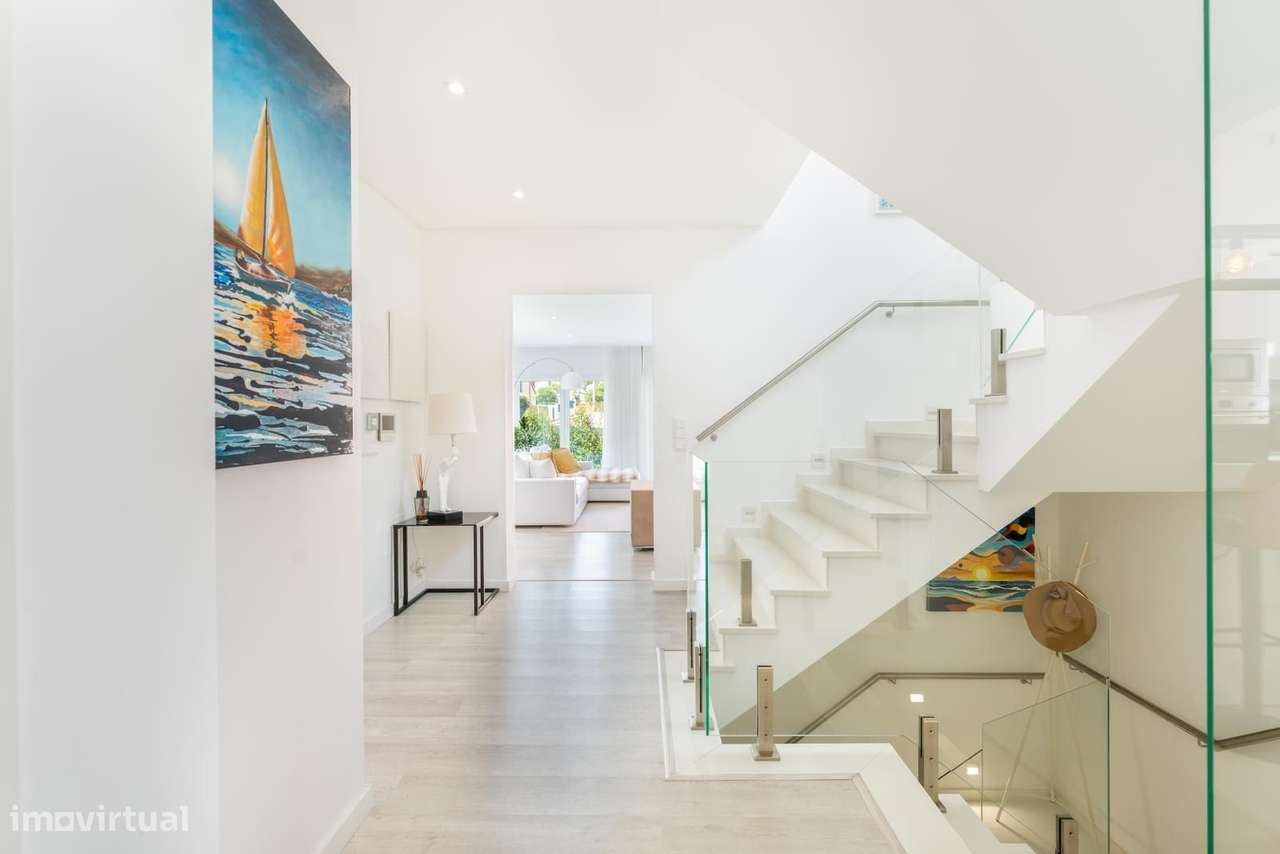 Moradia T4 + 2 com piscina, Parede, Cascais - Grande imagem: 4/42