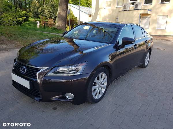 Lexus GS - 4