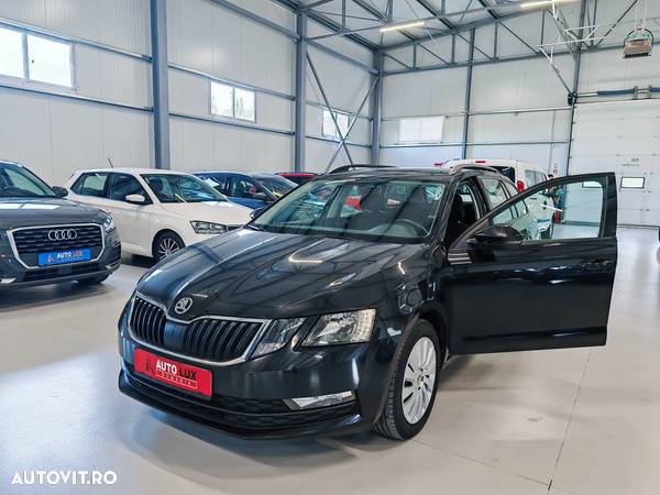 Skoda Octavia 1.6 TDI DSG Ambition - 4