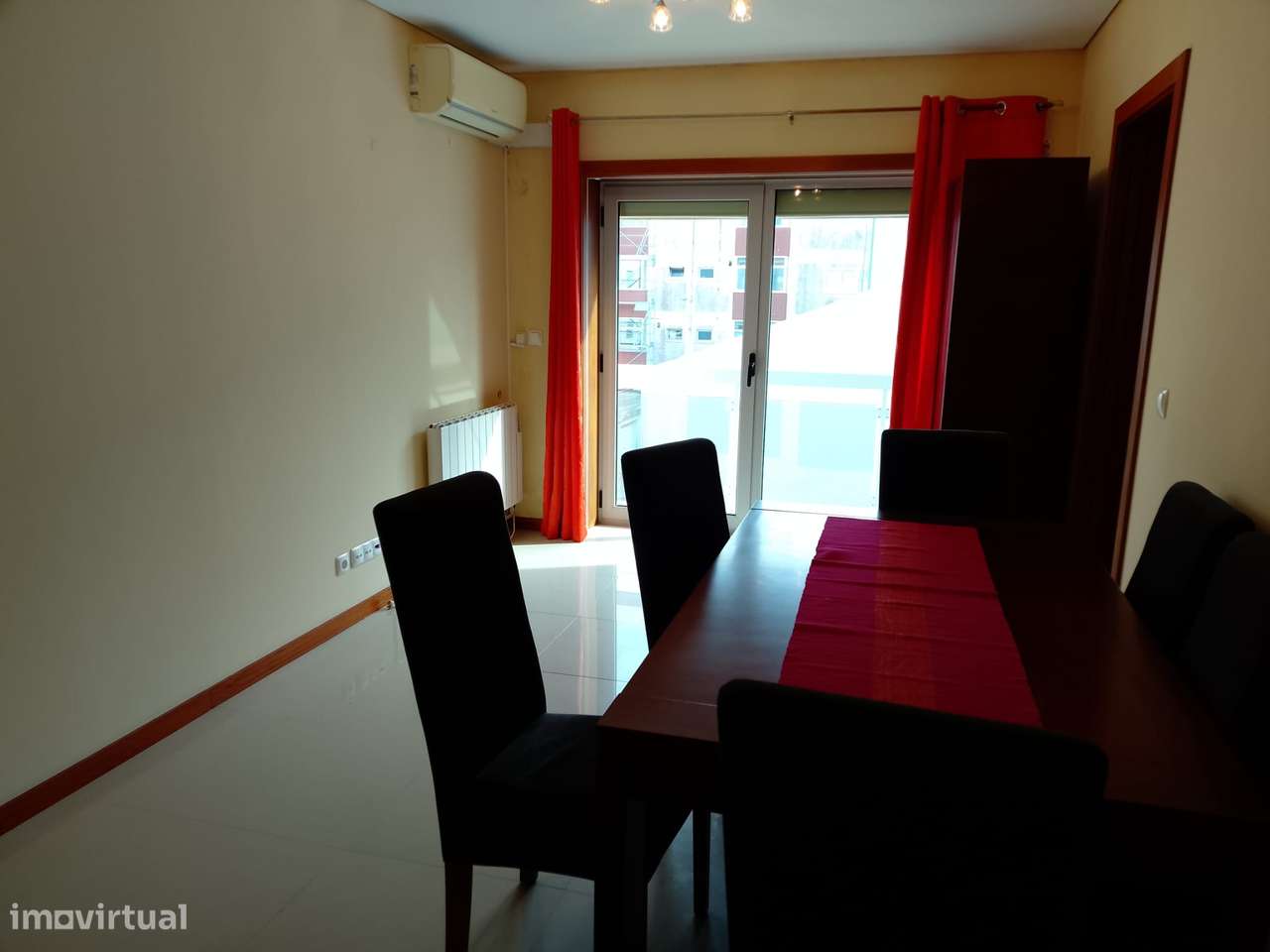 Apartamento T2   na Praia da Barra com lugar de garagem. - Grande imagem: 4/25