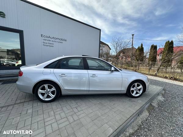 Audi A4 Avant 2.0 TDI DPF quattro S line Sportpaket - 2