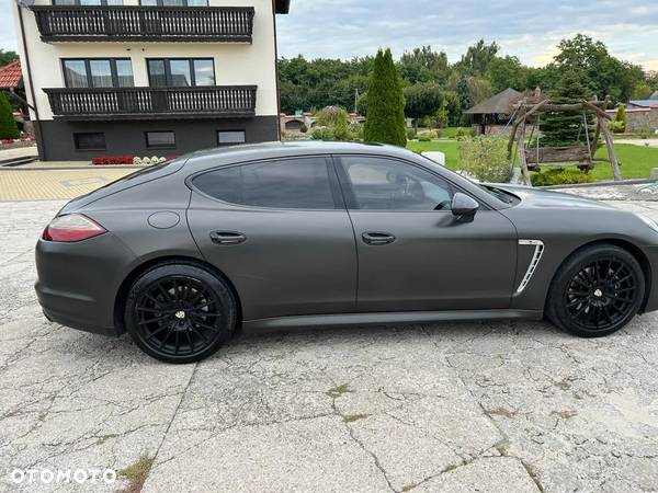 Porsche Panamera 4 Platinum Edition - 20