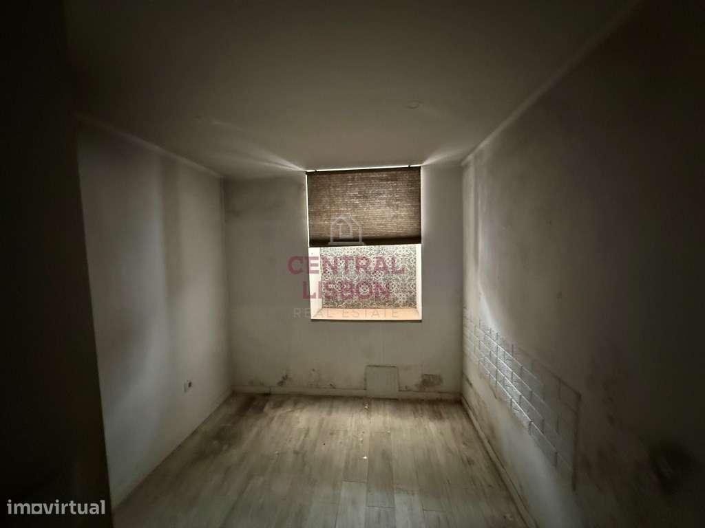 T4+1 com Terraço e Logradouro em Arroios | Possibilidade de Duas Zo...-17