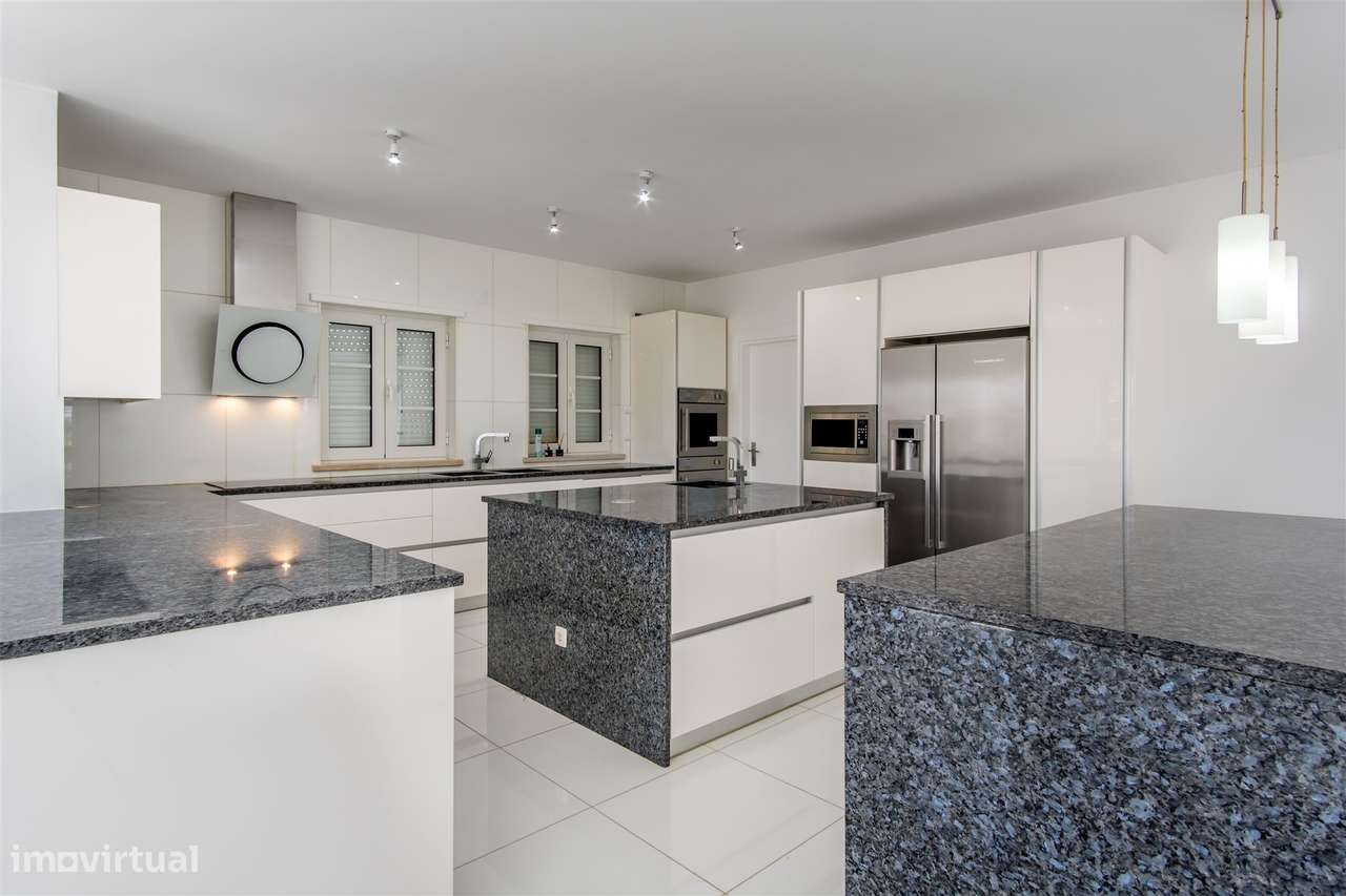 Monte alentejano com 28 hectares-13