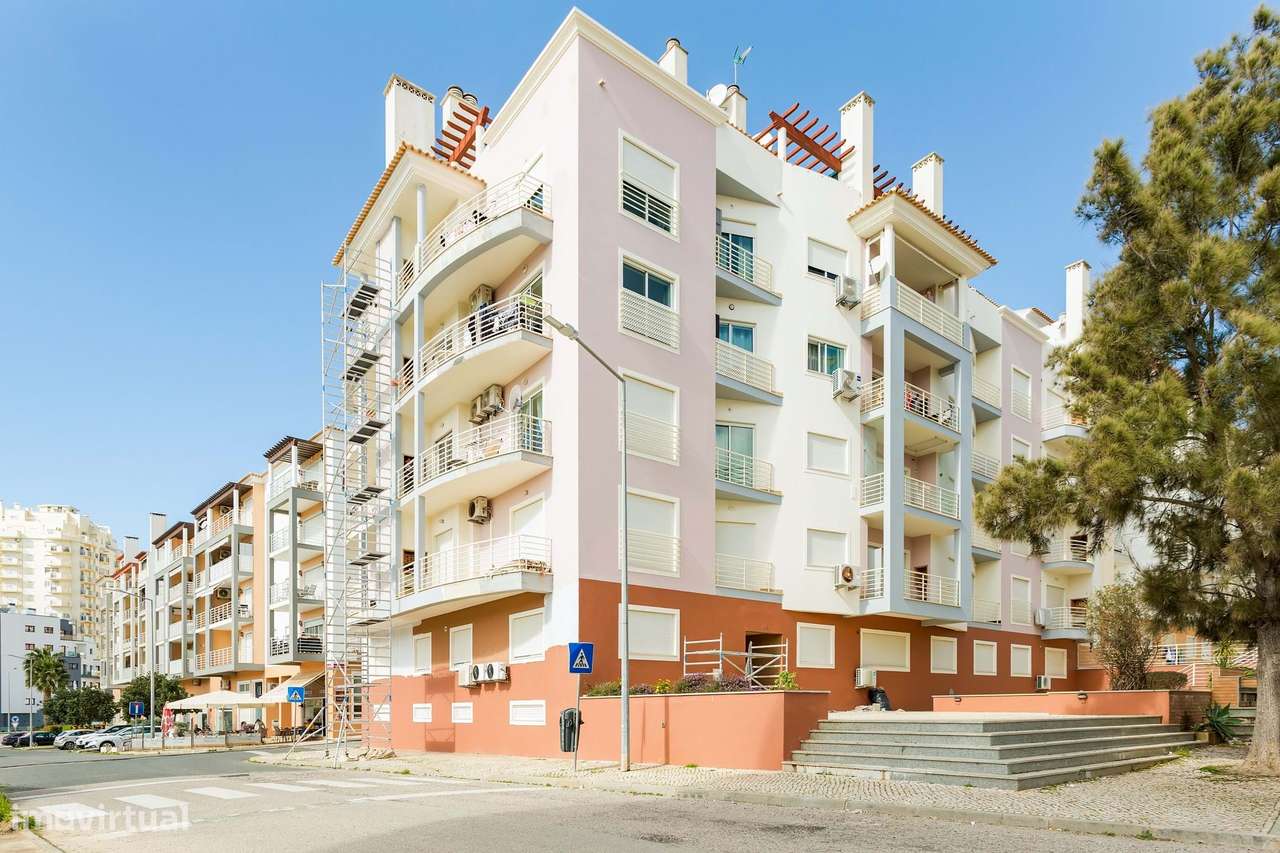 Apartamento T2 em Armação de Pera totalmente mobilado e equipado a 500-18