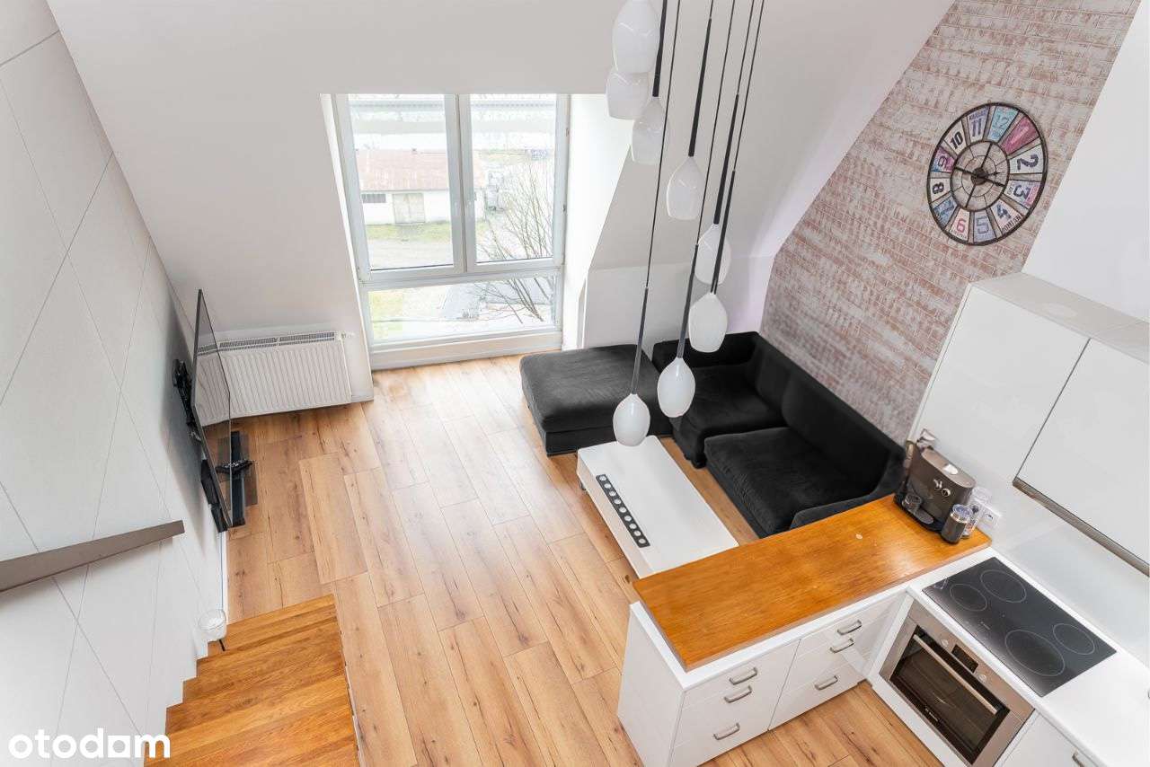 Loftowa kawalerka z antresolą | Widok na Odrę | 700 m od Rynku| - Pełny obrazek: 5/7