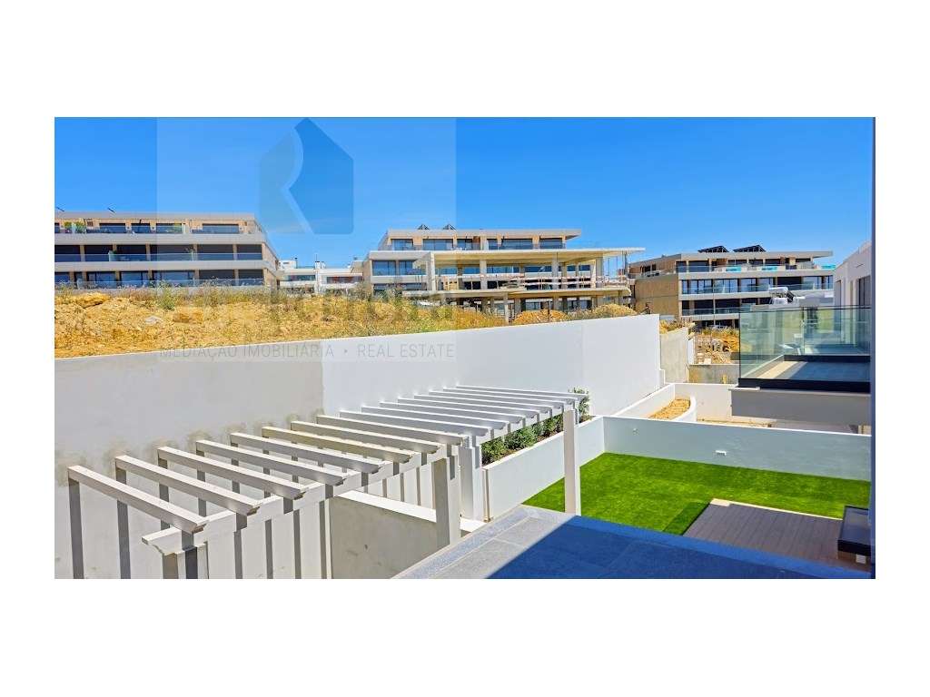 Moradia T4 Nova na Ericeira com Piscina!!!!-29