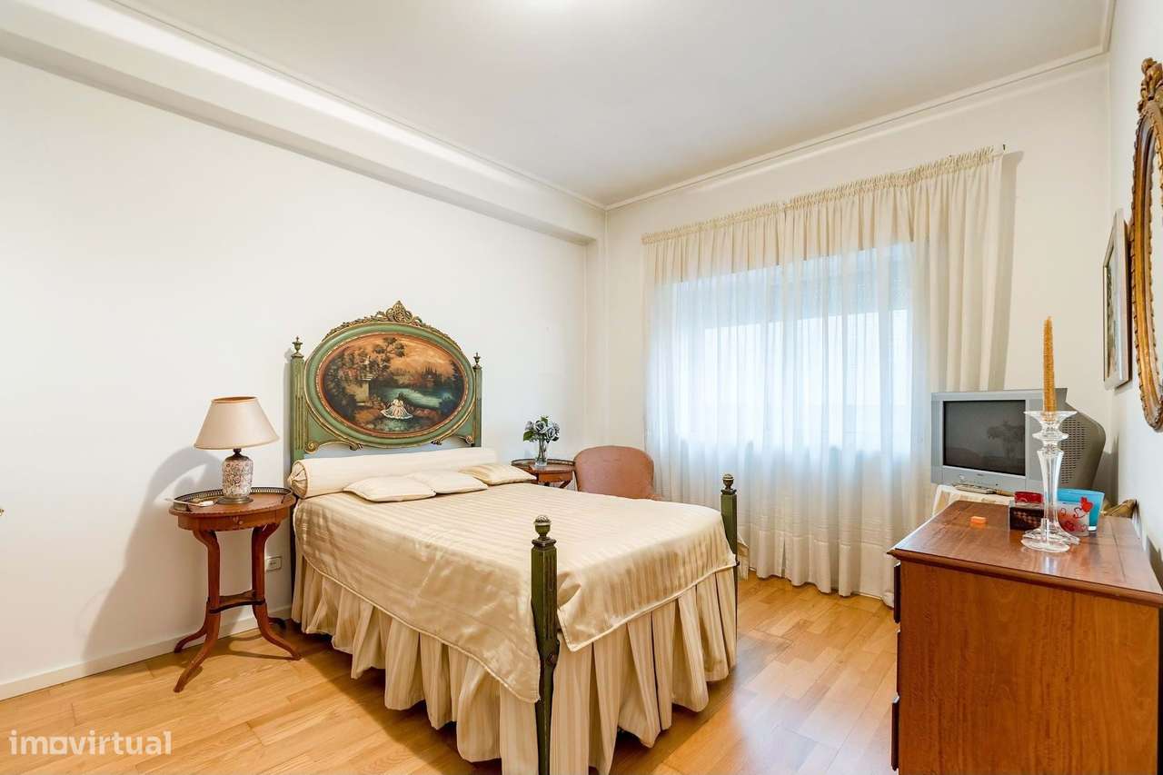 Apartamento T3 com Varanda | Centro Barcelos-18