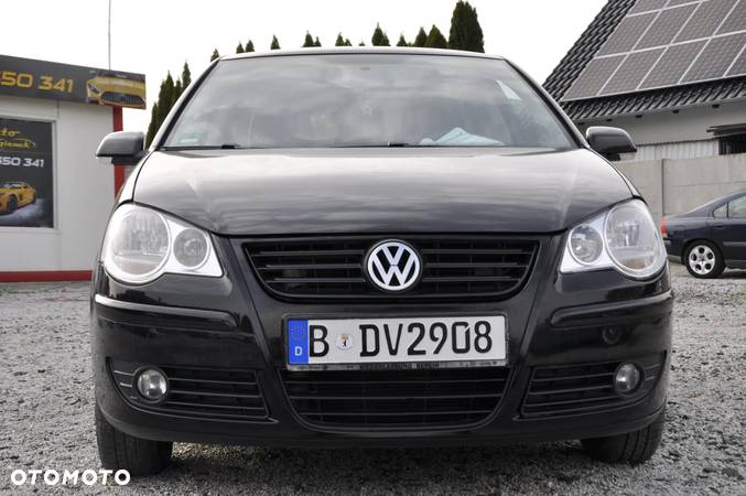 Volkswagen Polo 1.4 16V Trendline - 20