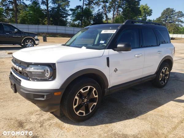 Ford Bronco - 3