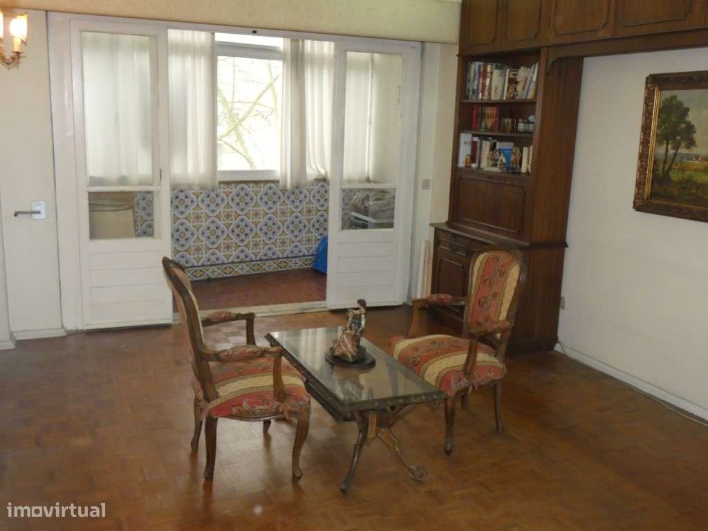 T3 Calhariz de Benfica - Fonte Nova - Grande imagem: 2/32