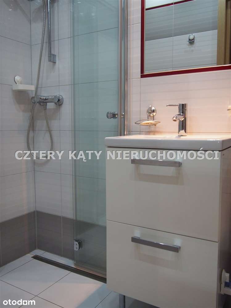 Umeblowany dom w centrum miasta - nowa cena!-11