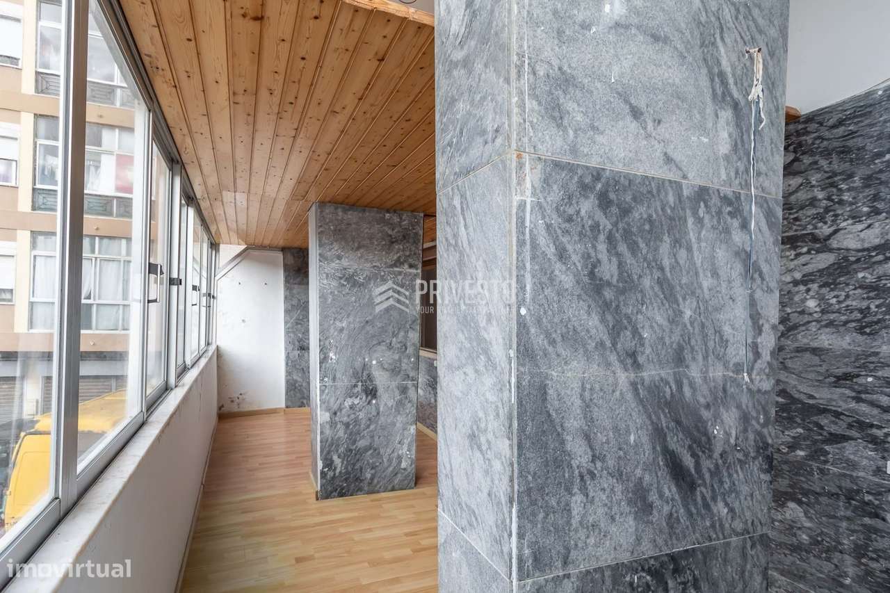 Apartamento T1 + 1 com excelentes áreas - Agualva-Cacém - Grande imagem: 2/15