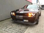 Dodge Challenger - 4