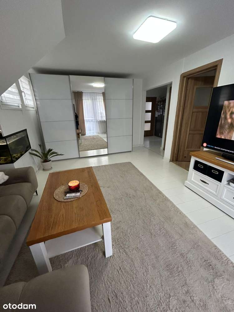 Przestronny dom dla dwóch rodzin-5