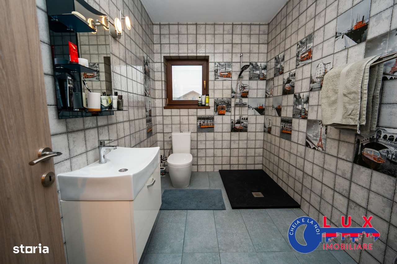 ID 6737 EXCLUSIVITATE - DE VÂNZARE - Vilă P+E+M-15