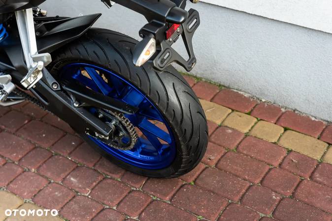 Yamaha MT - 8