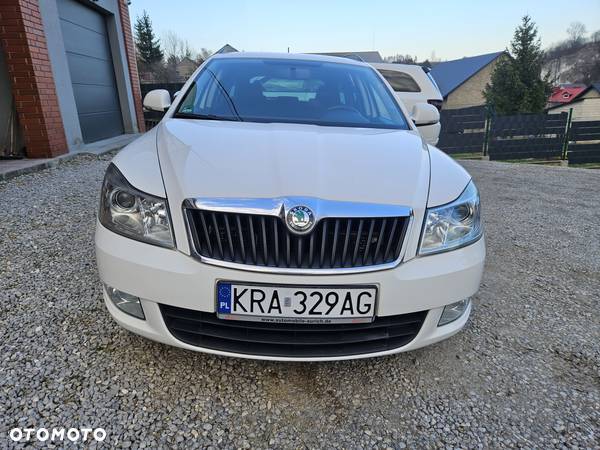 Skoda Octavia 2.0 TDI DPF Ambition DSG - 8