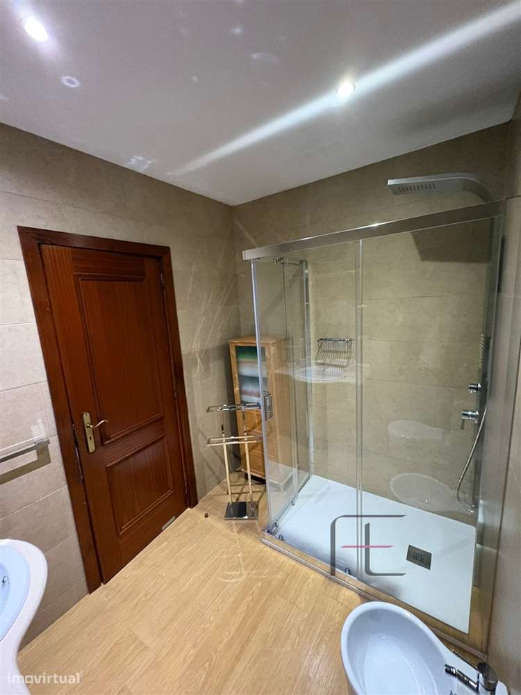 Apartamento T3 renovado em Ermesinde, Valongo-13