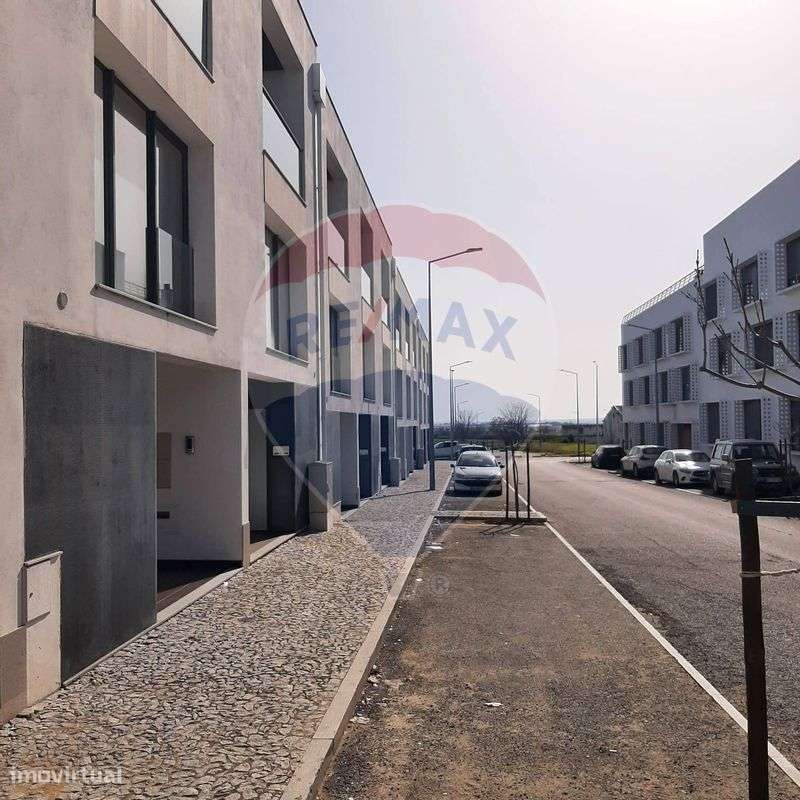 Garagem  para venda - Grande imagem: 2/4