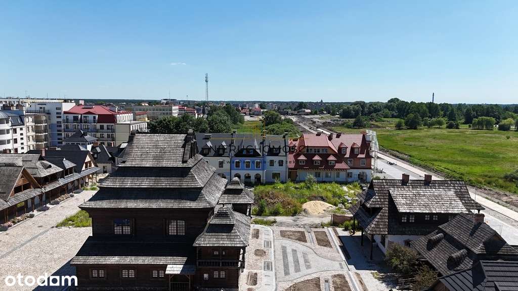 Mieszkanie z widokiem na rynek- Miasteczko Kresowe-5