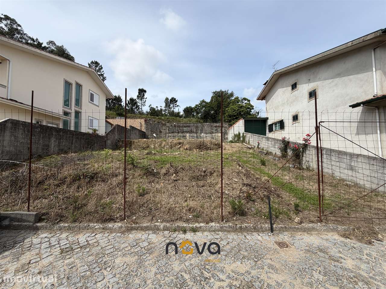 Lote para construção de moradia isolada em Fornelo, Vila do Conde-16