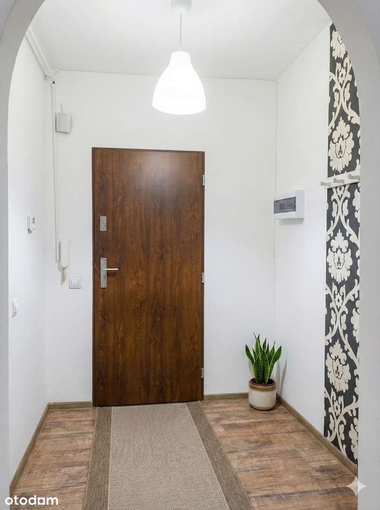 1 Maja , Katowice /7 pokoi / 2 łazienki/ gotowiec inwestycyjny-11