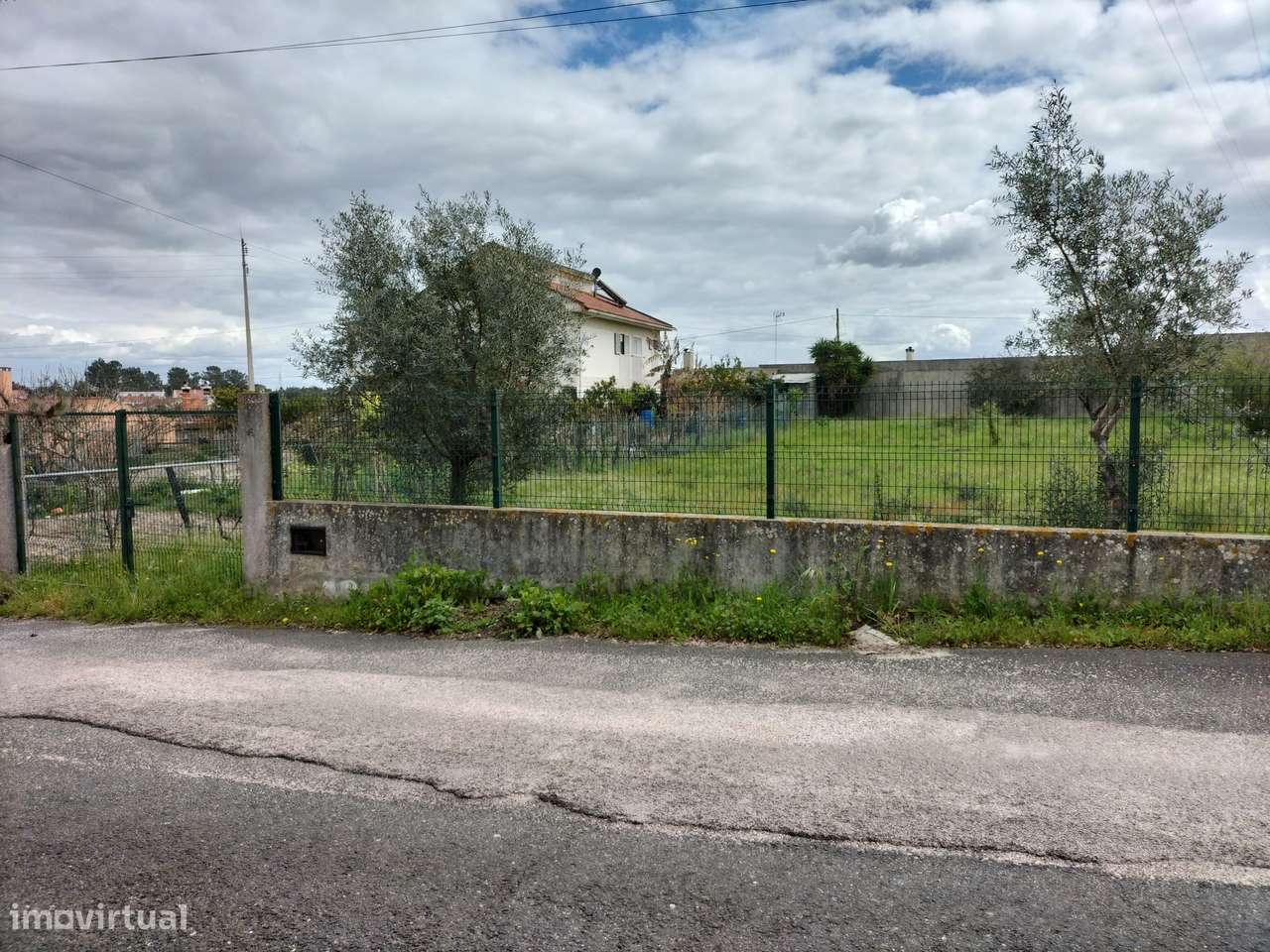 Terreno urbano com 1170 m2 em Vale da Pedra, Cartaxo-3
