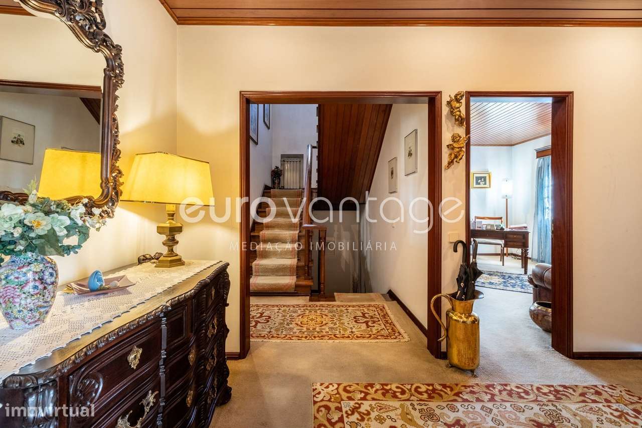 MORADIA T8 NO CENTRO DE LEIRIA-2